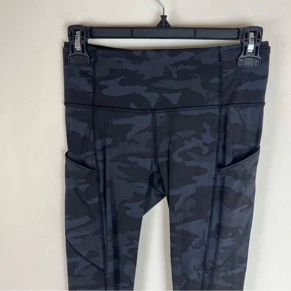 Lululemon Fast and Free High-Rise Crop leggings Heritage 365 Camo Coal Size 4 - Picture 3 of 7